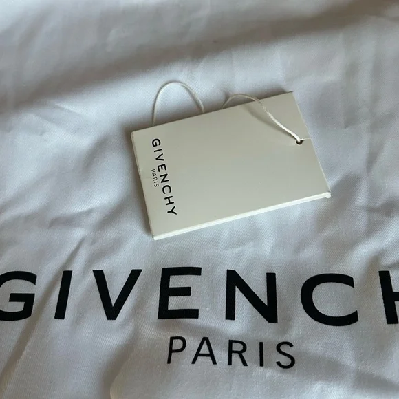 RARE Givenchy Antigona Oil Slick Iridescent satchel crossbody bag RETAIL 5,000 - Picture 12 of 13